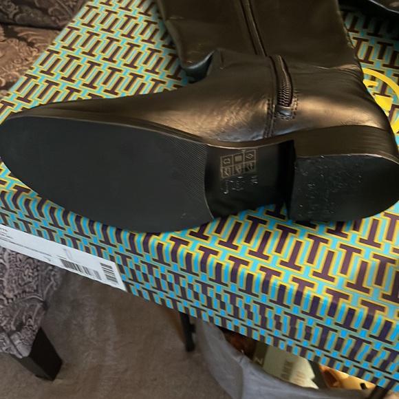 Tory Burch Kiernan 35MM Leather Knee High Riding Boots - Picture 4 of 9